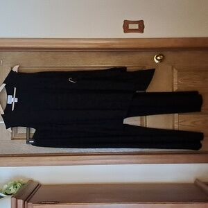 Black Sleeveless Pantsuit